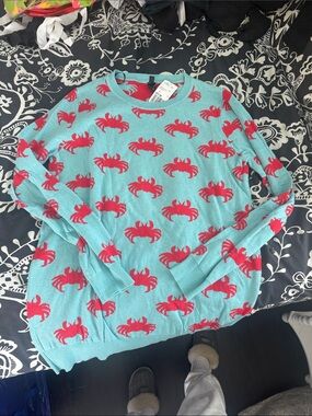 Forever 21 Aqua Crewneck Sweater with Red Crab Motif